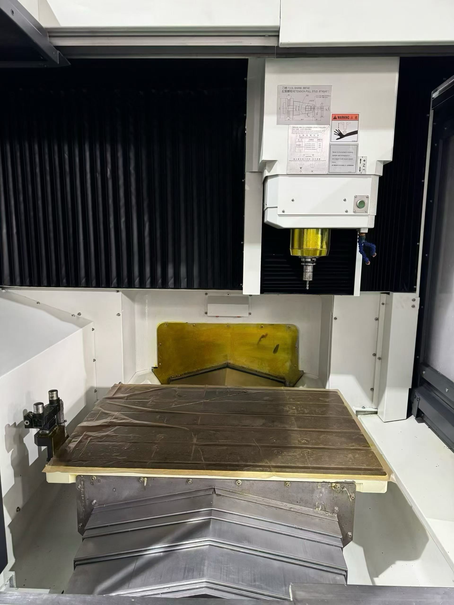 Used Takumi H 10 M Gantry-Type High-Speed Machining Center with Mitsubishi M 80 Control photo 6