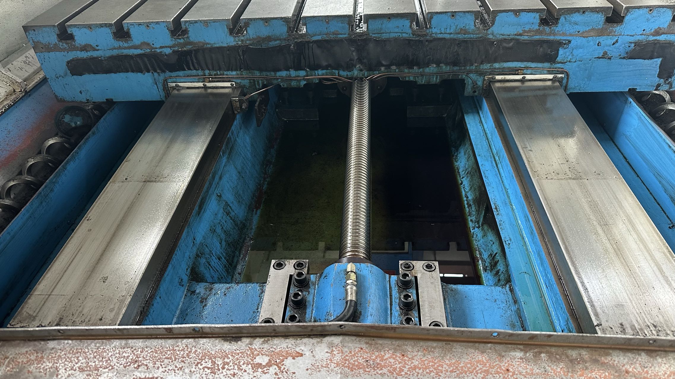 Used Johnford NF-3223 Gantry Machining Center with FANUC Control photo 5