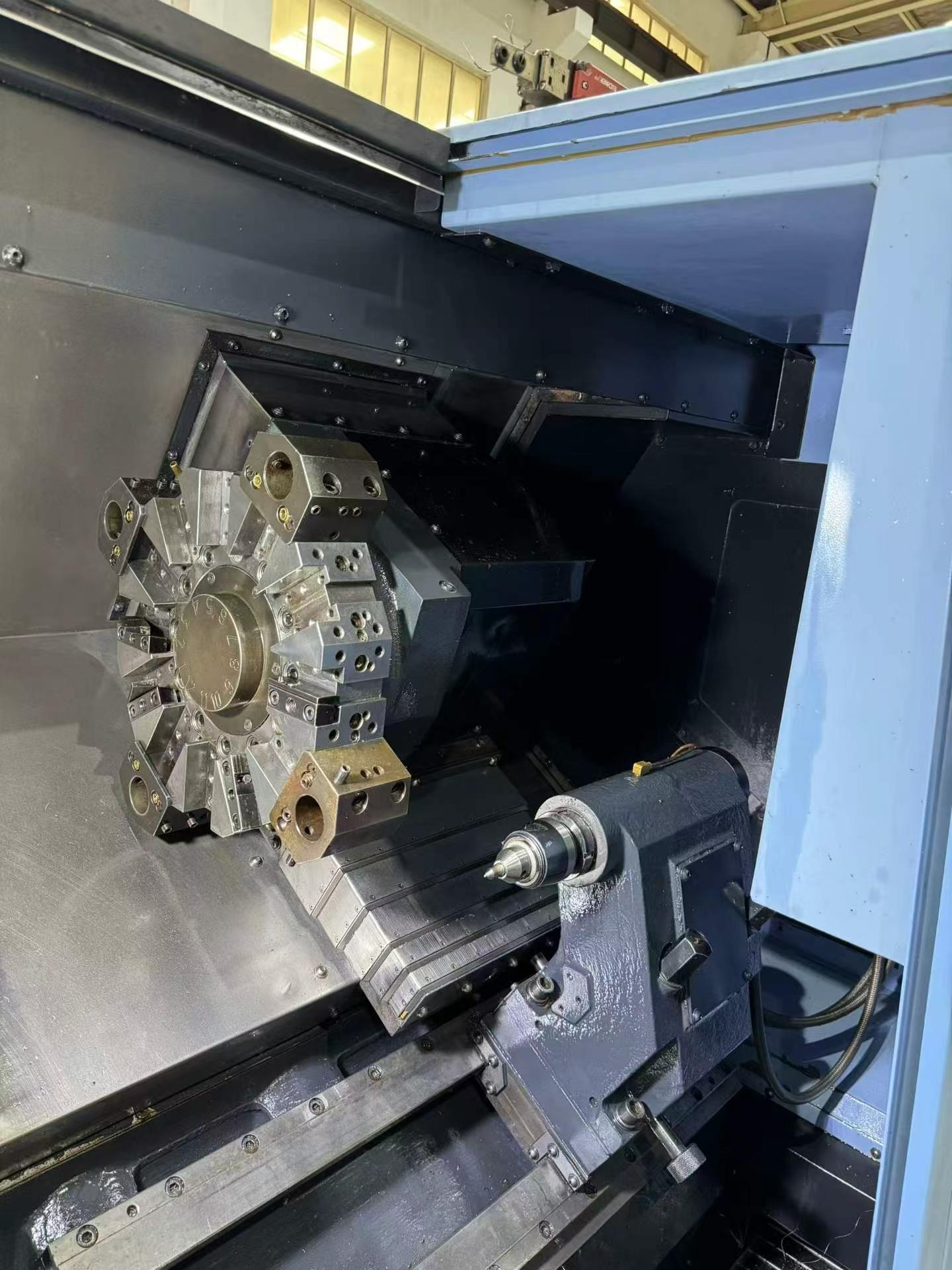 Used DN Solutions LYNX 235Ⅱ Turret-Type CNC Lathe with FANUC 0i-TF Plus photo 6