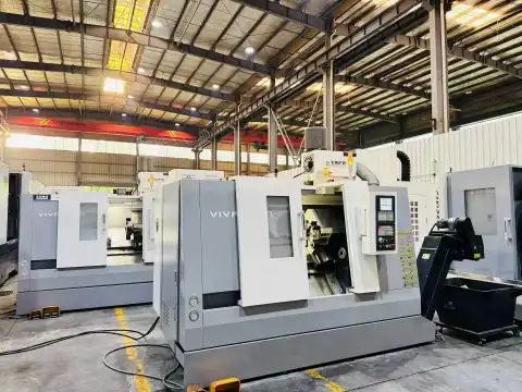 Torno CNC de bancada inclinada tipo torreta Viva T 2 C/500 usado con GSK 988