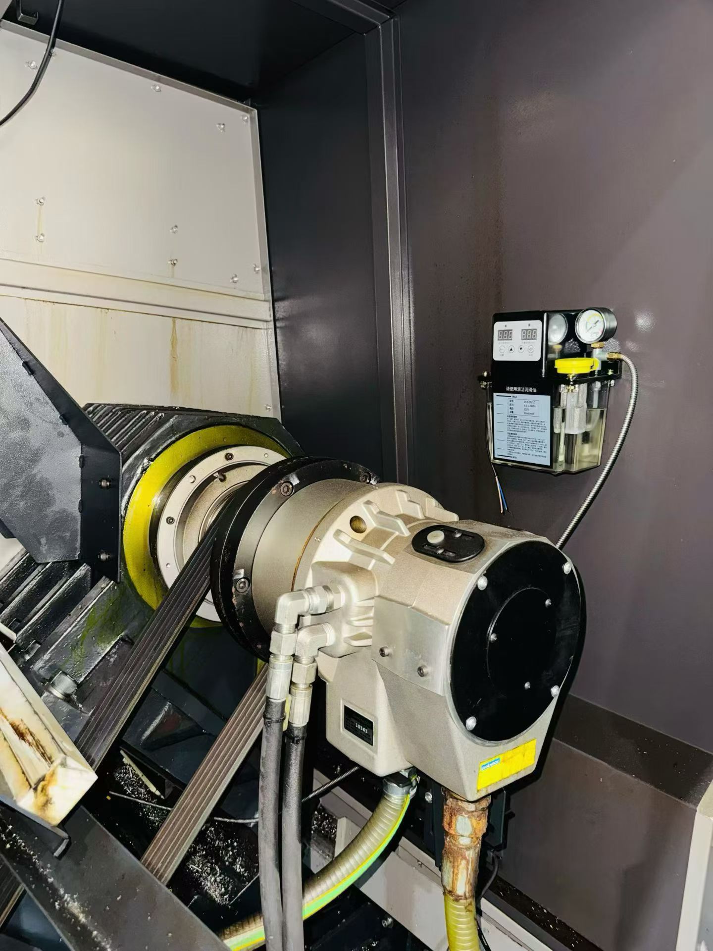 Used Shenyang T 5.2/1000 Slant-Bed Turret-Type CNC Lathe with FANUC 0i-TF Plus photo 6