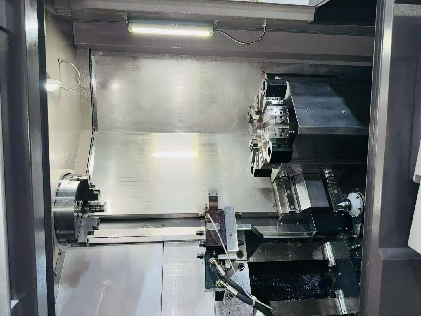 Used Shenyang T 5.2/1000 Slant-Bed Turret-Type CNC Lathe with FANUC 0i-TF Plus photo 2