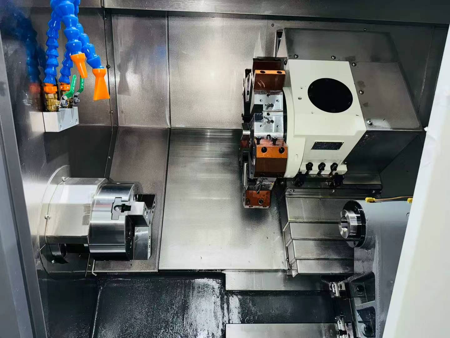 Used Jiamenzi G 460 L Slant-Bed Turret-Type CNC Lathe photo 3