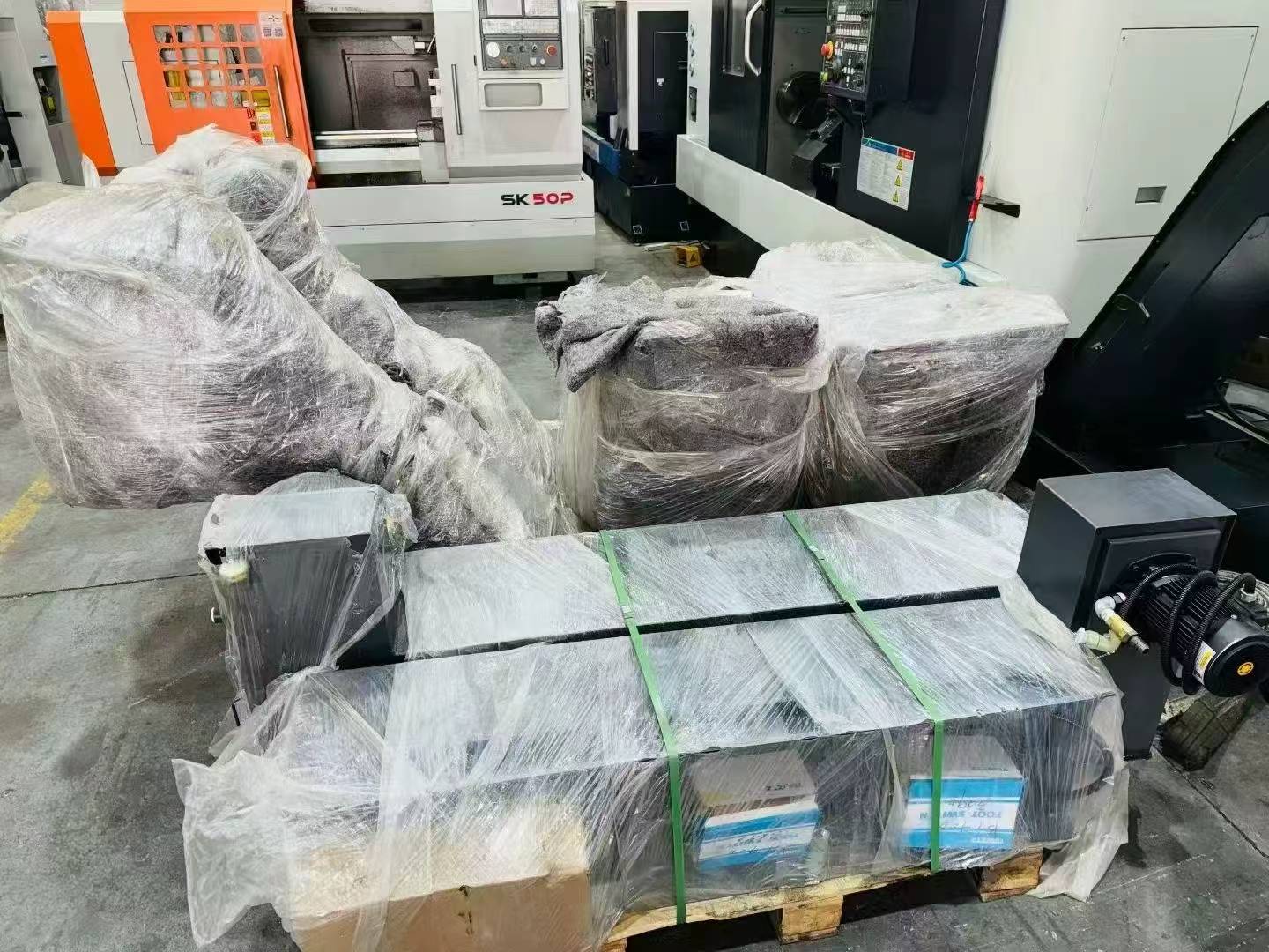Baoji BT400 Turret-Type CNC Lathe with GSK 988 Control photo 6
