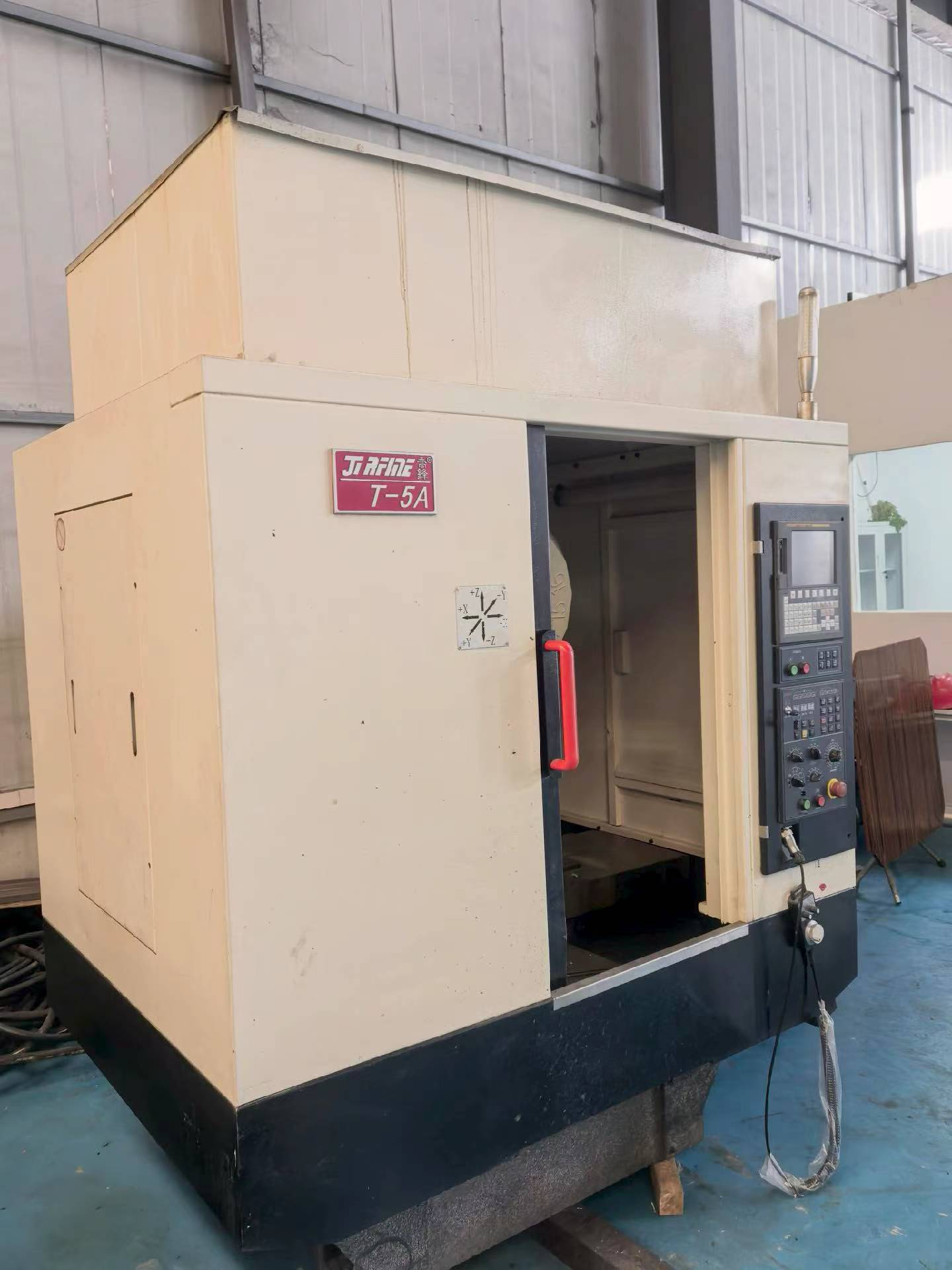 Used JiRFINE T-5 A Vertical Drilling and Tapping Center with FANUC 0i Mate-MD photo 3