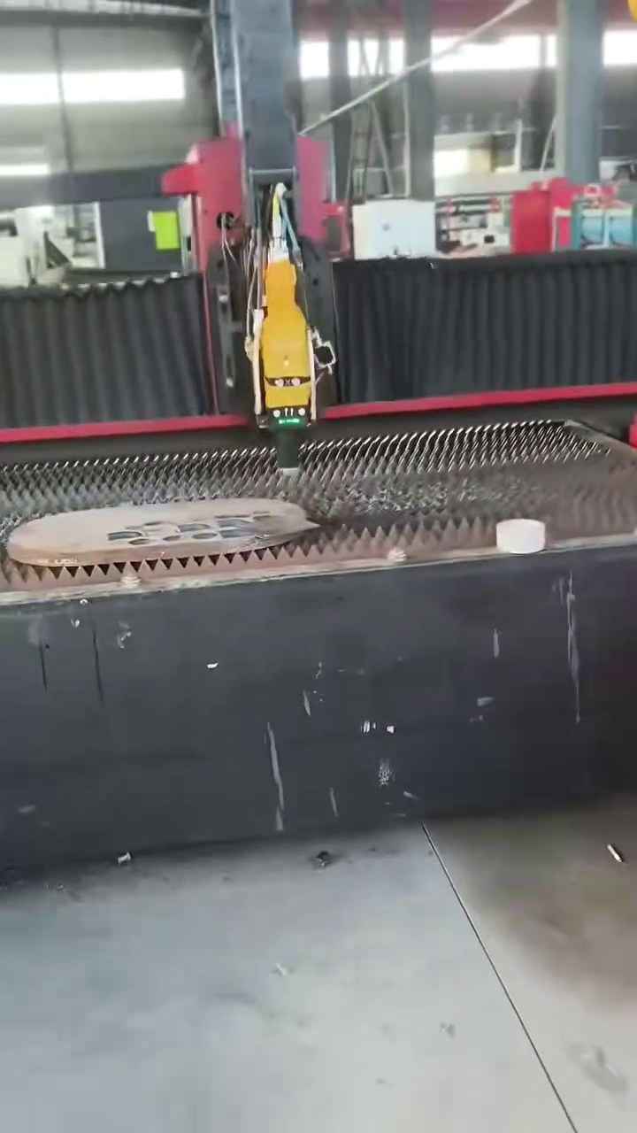 Gaoneng 12 m x 2.5 m Single-Platform Gantry Laser Cutting Machine, 12000 W Raycus