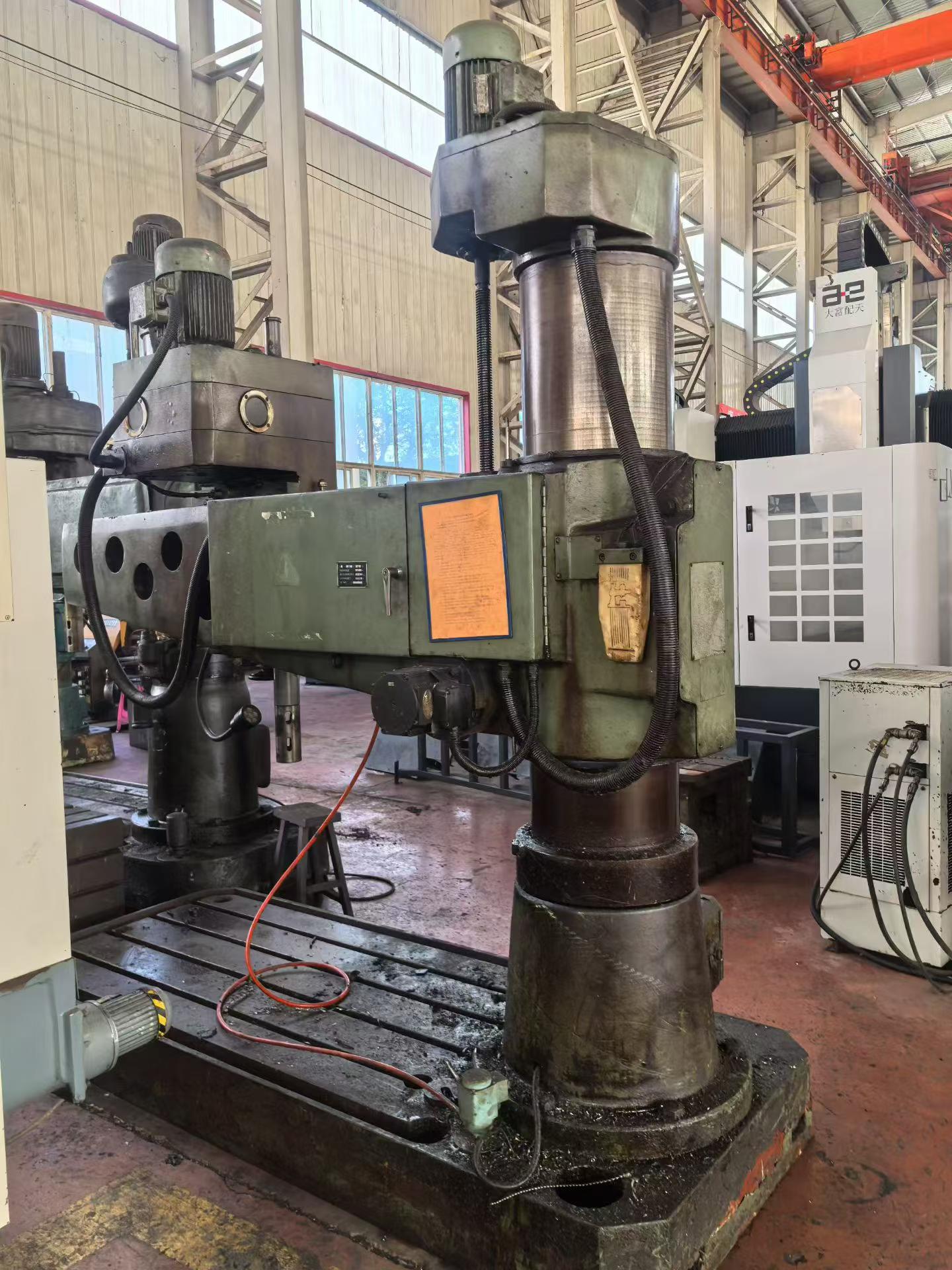 Used Zhongjie Z 3050 x 16/1 Radial Arm Drilling Machine photo 6