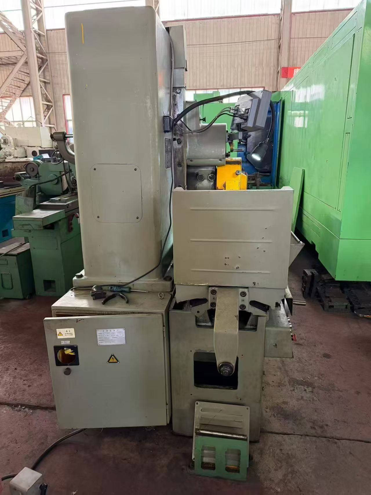 Used M 7130 H Horizontal-Spindle Surface Grinding Machine with 300 x 1000 mm Table and Electromagnetic Chuck photo 6