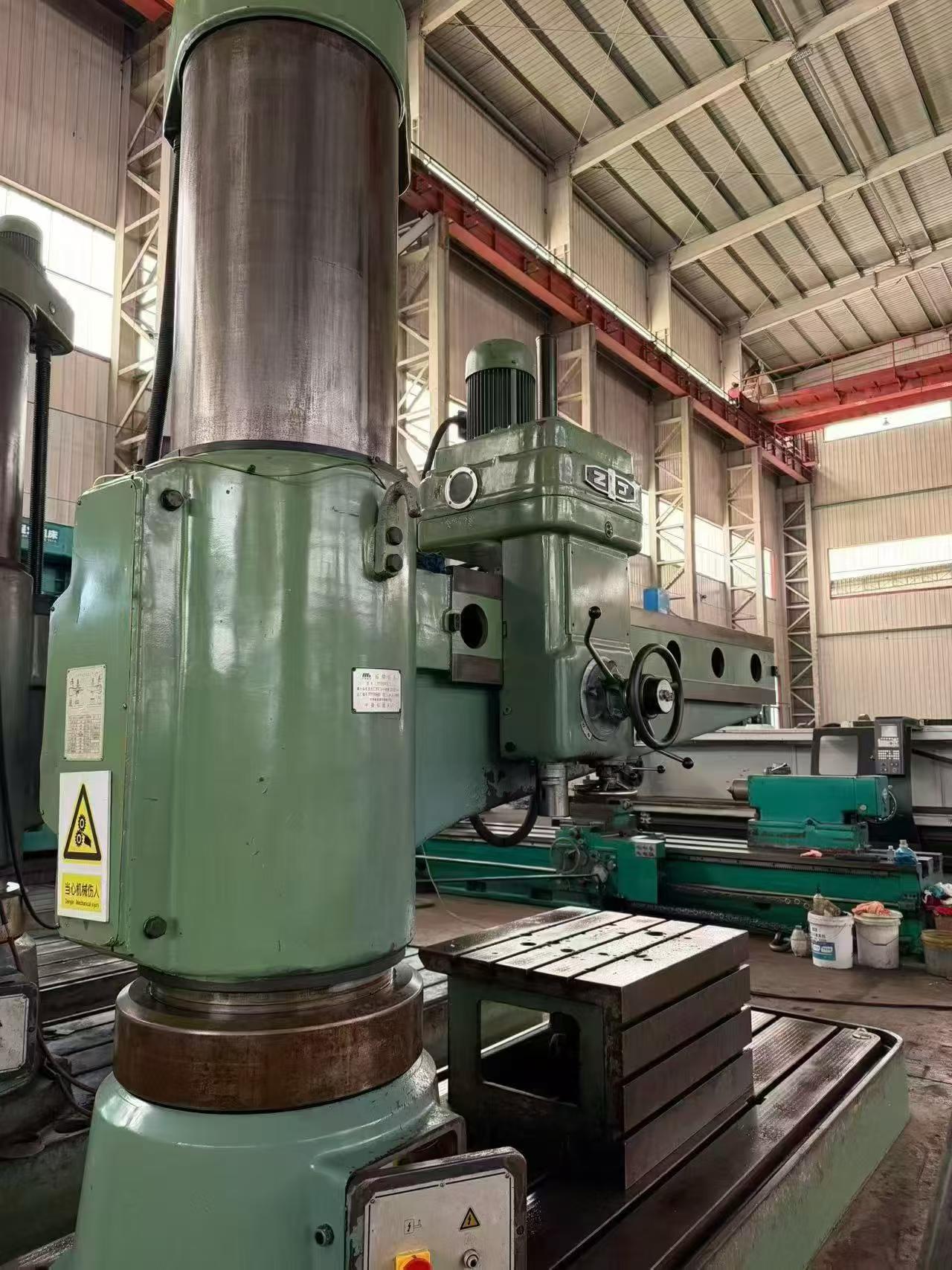 Used Zhongjie Z 3080 X 25 Radial Arm Drilling Machine photo 9