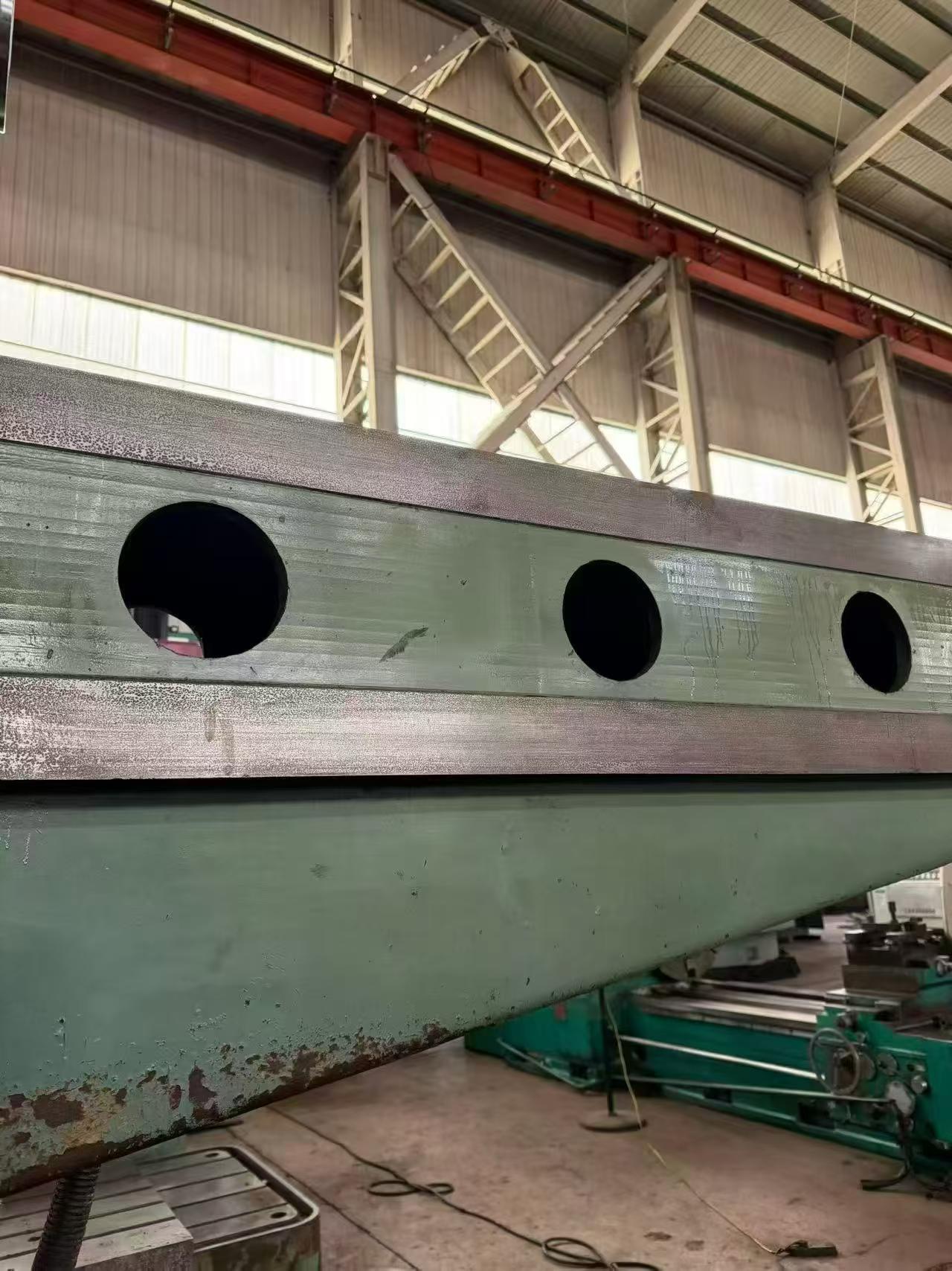 Used Zhongjie Z 3080 X 25 Radial Arm Drilling Machine photo 4