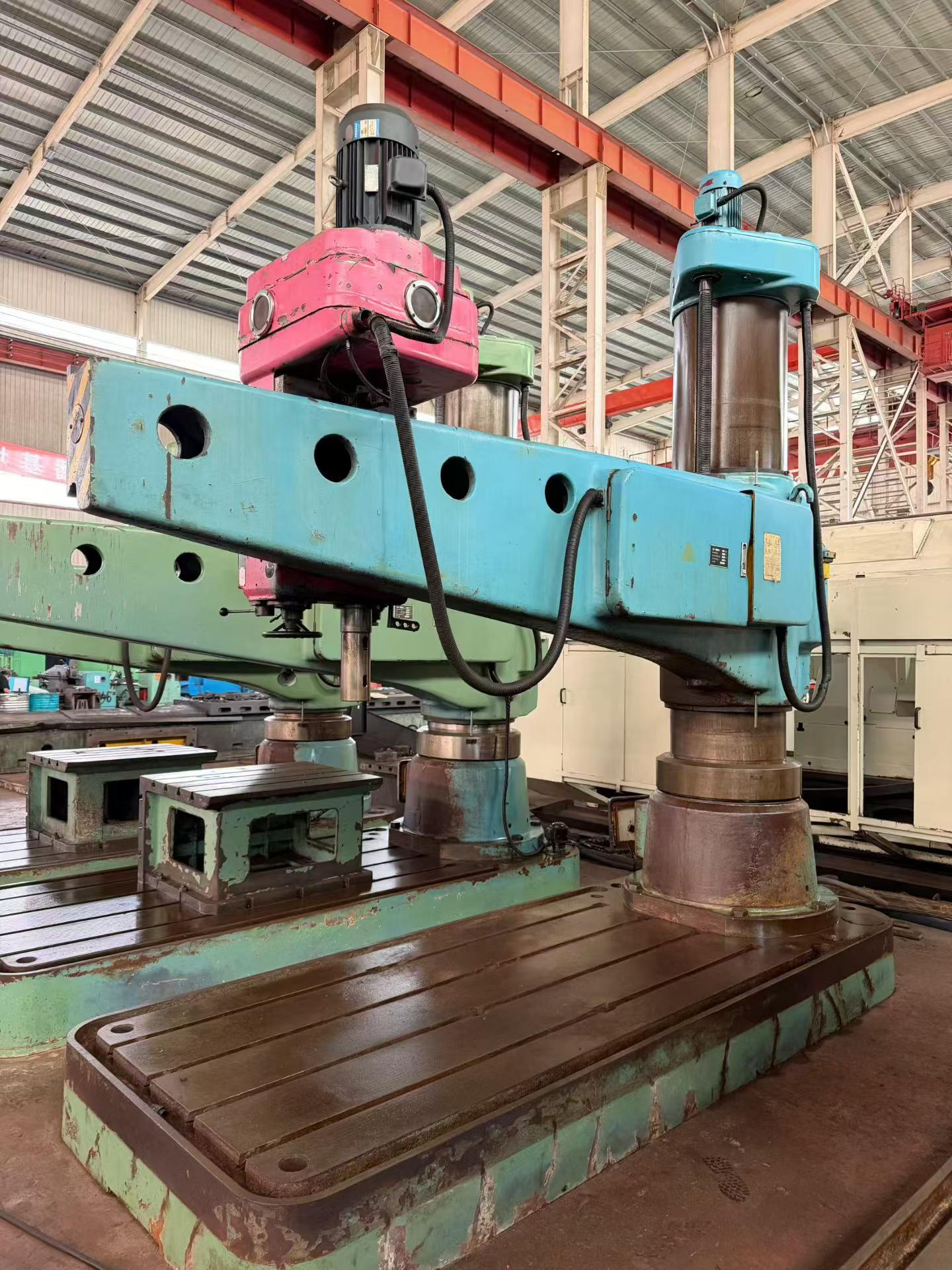 Used Zhongjie Z 3080 X 25 Radial Drilling Machine photo 9