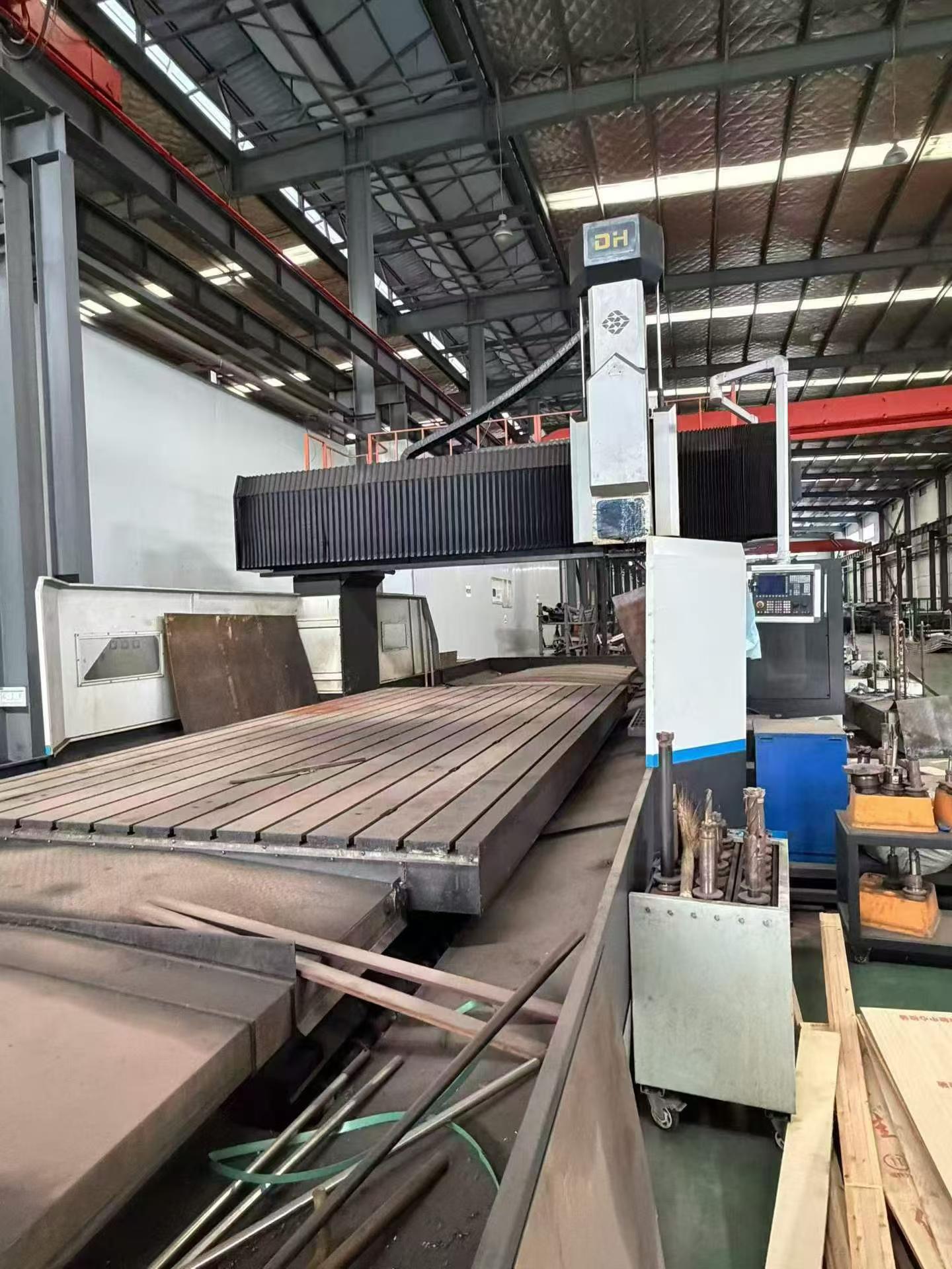 Used Daheng DHXK-3706 Gantry Machining Center, 3000x6000mm Worktable, All-Gear Head photo 6
