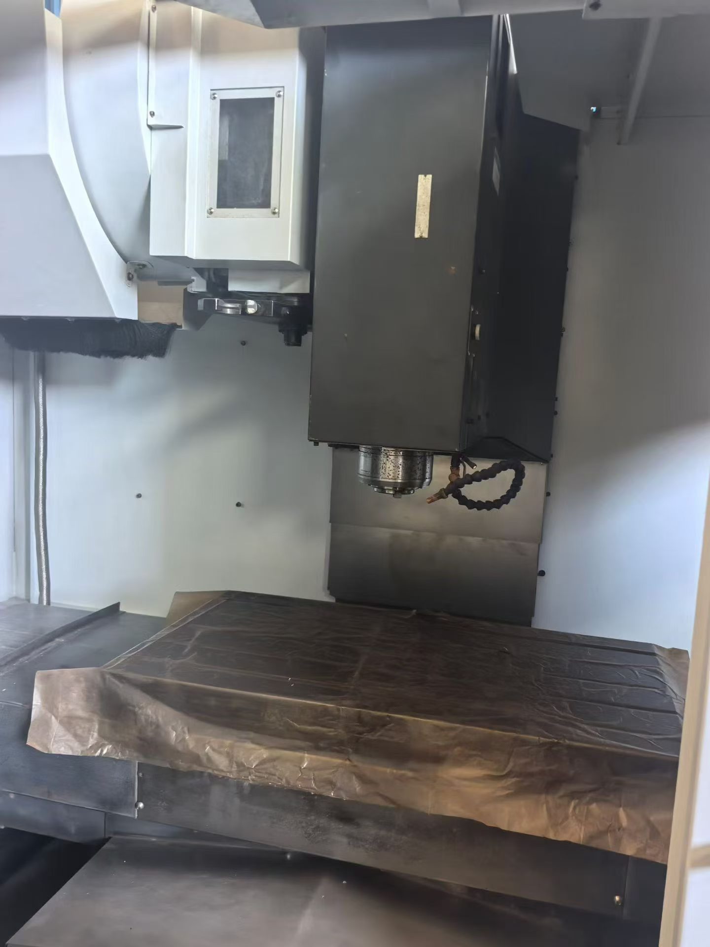 Used Nantong Technology VCL 850 Vertical Machining Center with FANUC MD Control photo 2