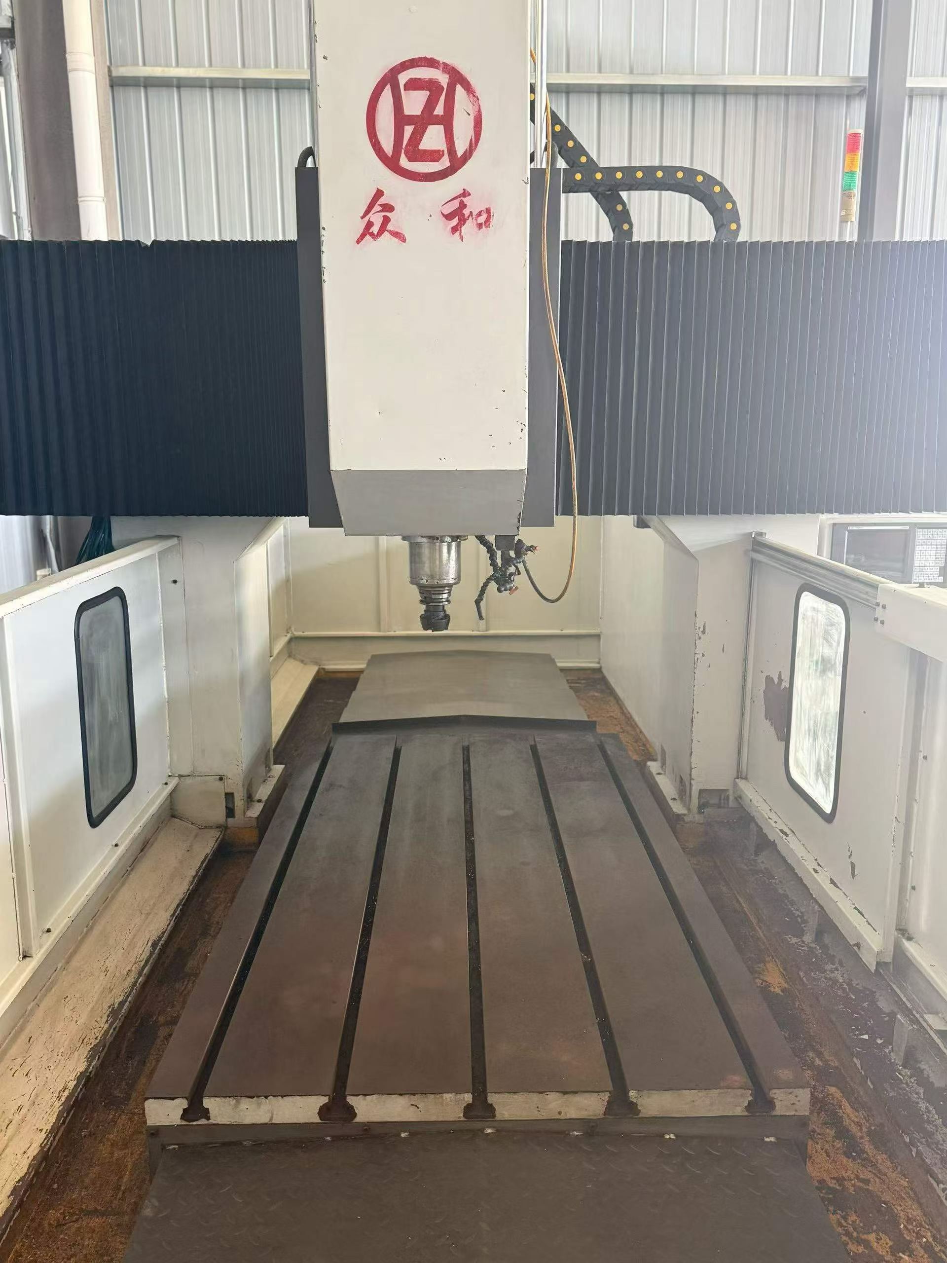 Used 2216 CNC Gantry Machining Center with K 2000 M 4 Control, 2200 x 1200 mm Table photo 7