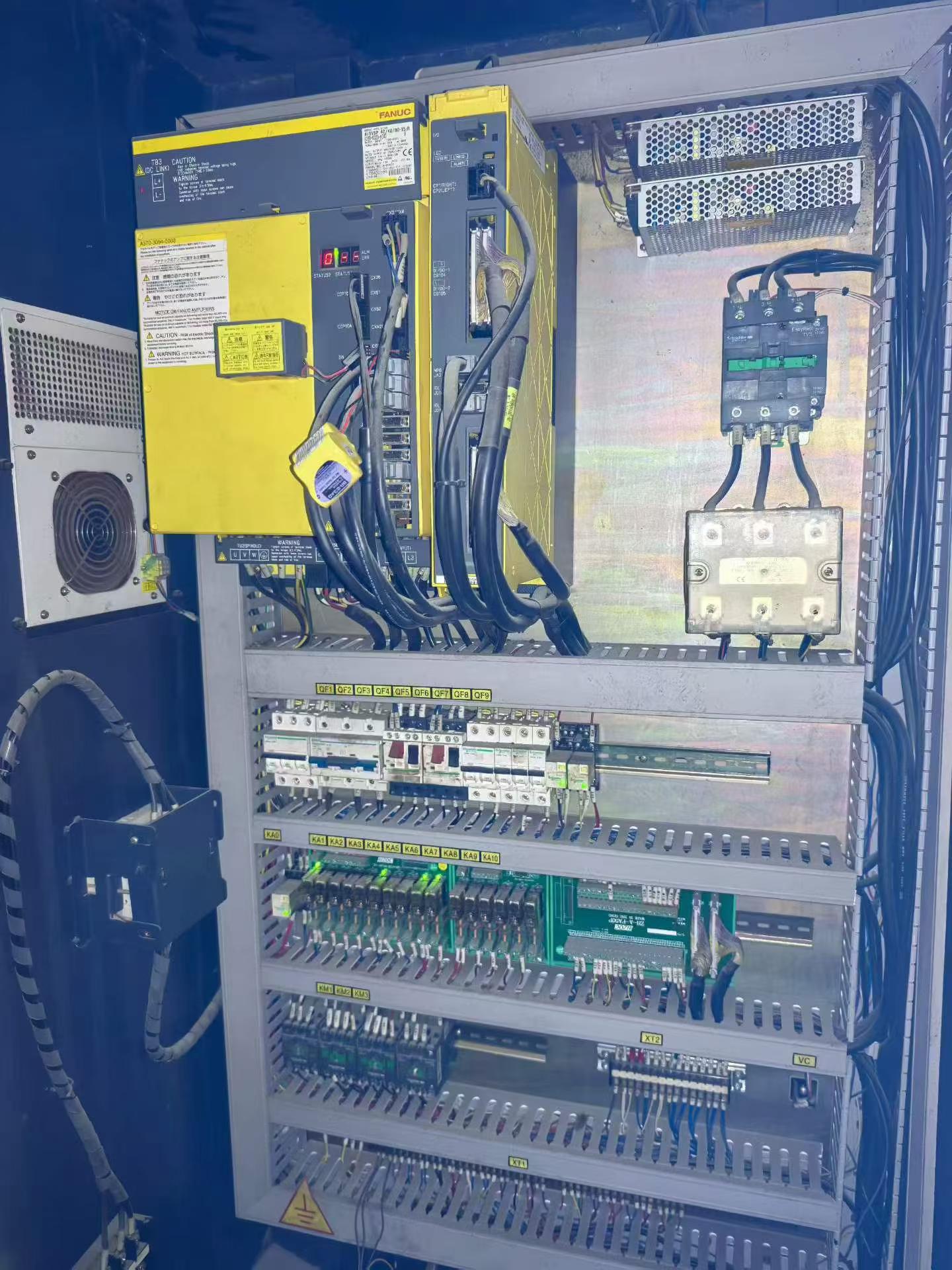 Used Haite VMC 855 Vertical Machining Center with FANUC 0i-MF Plus Control photo 5