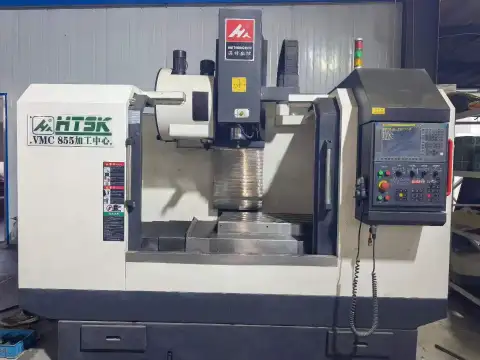 เครื่องแมชชีนนิ่งเซ็นเตอร์แนวตั้ง Haite VMC 855 มือสอง พร้อมระบบควบคุม FANUC 0i-MF Plus