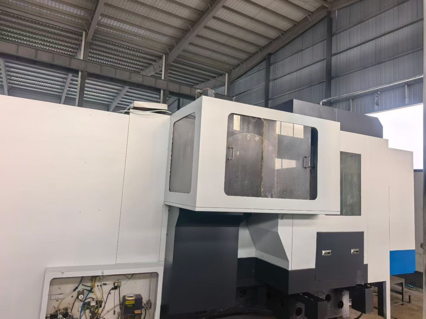 Used Neway HM 503 T Dual-Station Horizontal Machining Center photo 7