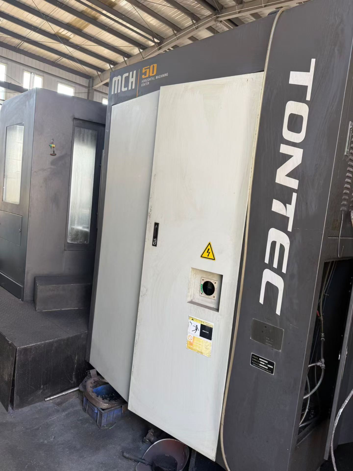 Used TONTEC MCH 50 Horizontal Machining Center with FANUC 0i-MD photo 3