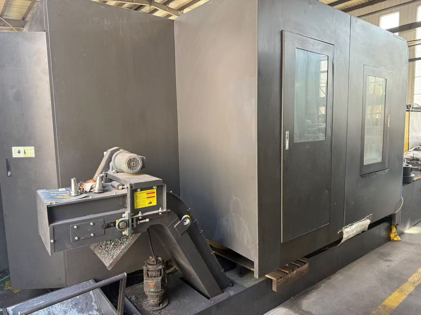 Used TONTEC MCH 50 Horizontal Machining Center with FANUC 0i-MD photo 4