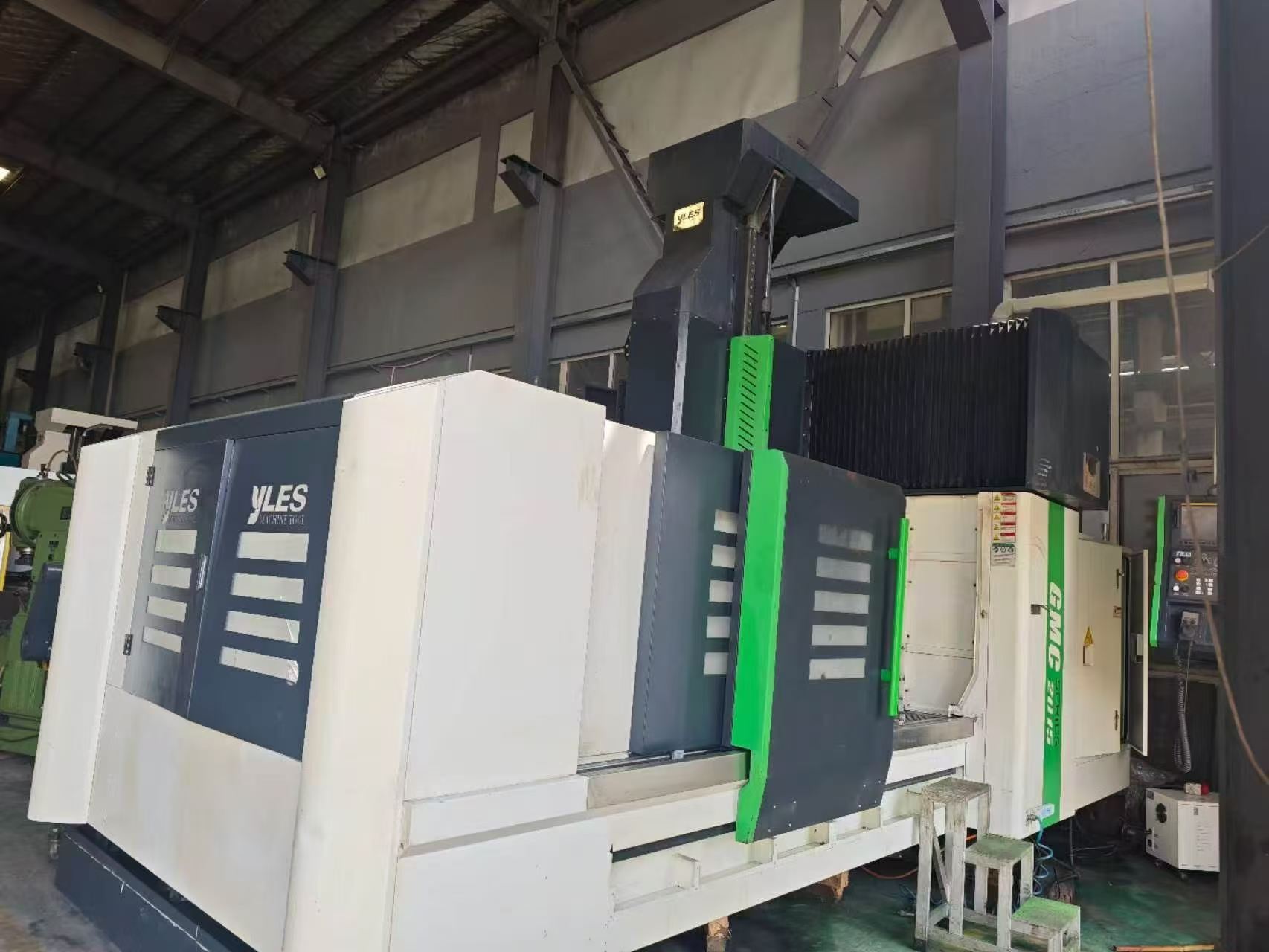 Used YLES GMC 2015 CNC Gantry Machining Center with FANUC 0i-MF Plus photo 7