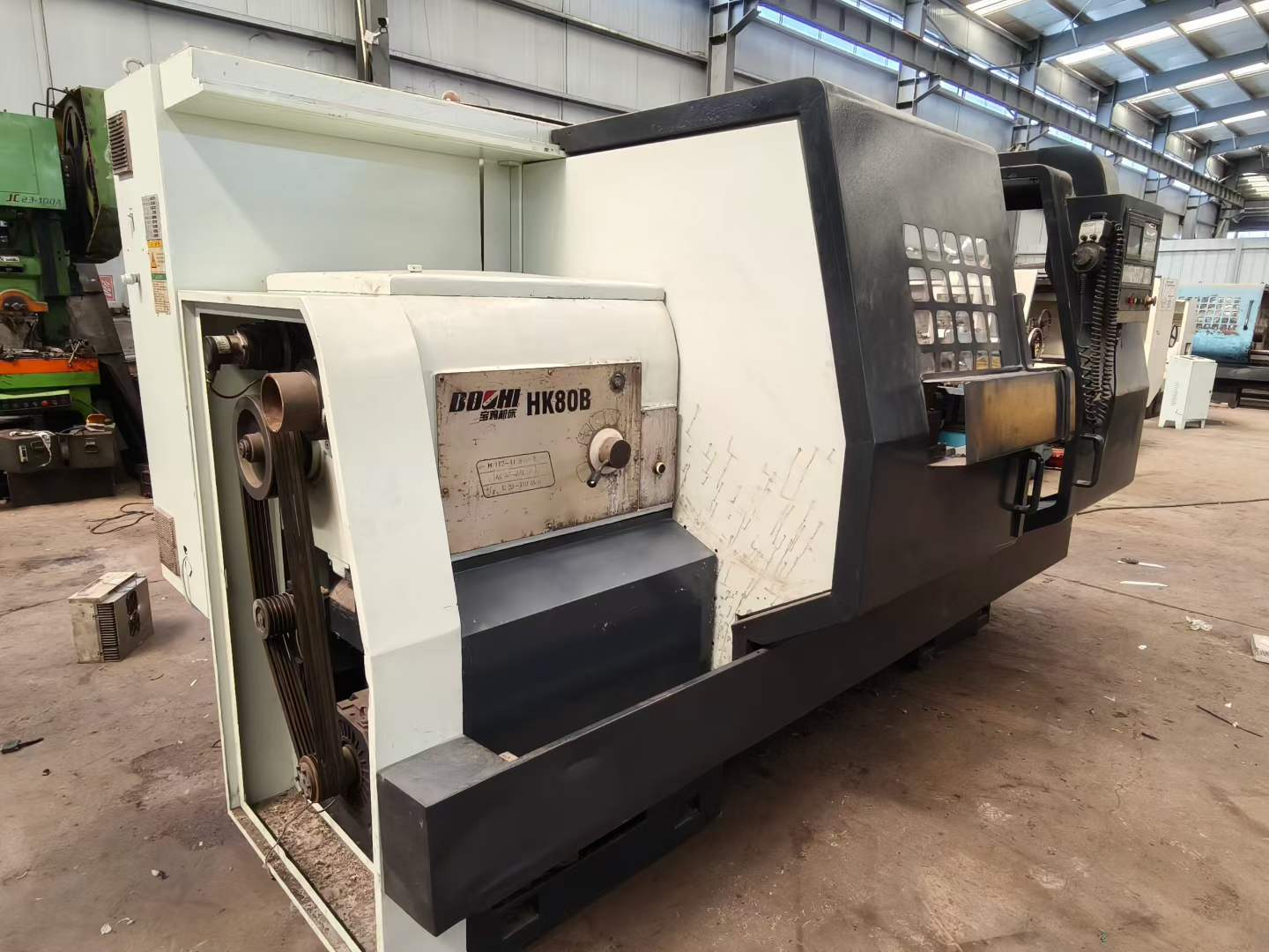 Used Baoji HK 80 B CNC Horizontal Lathe photo 2