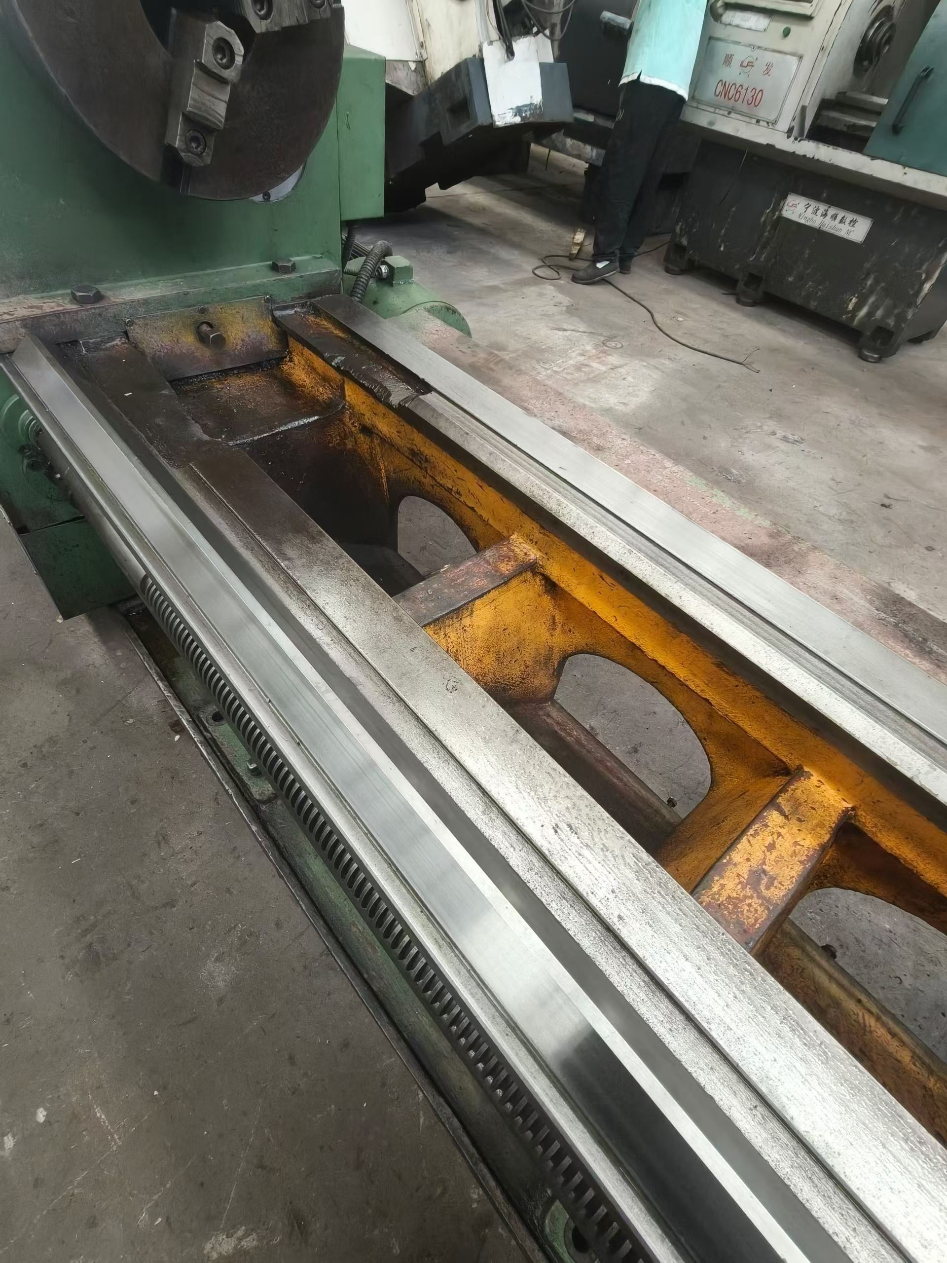 Used Dezhou Pulisen CW 6180 5000 mm Conventional Lathe photo 6
