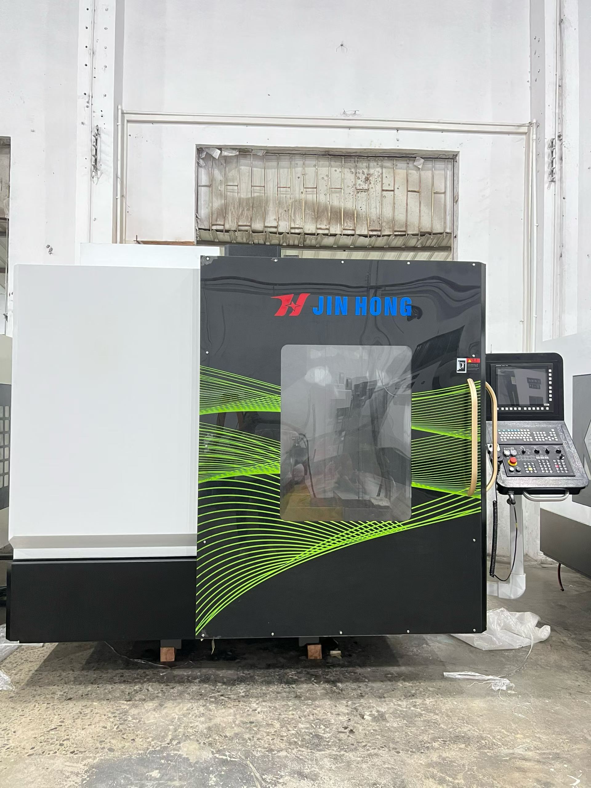 Used JIN HONG JH-800 W 5-Axis Machining Center with SYNTEC 220 MA-5 PLUS Control photo 3