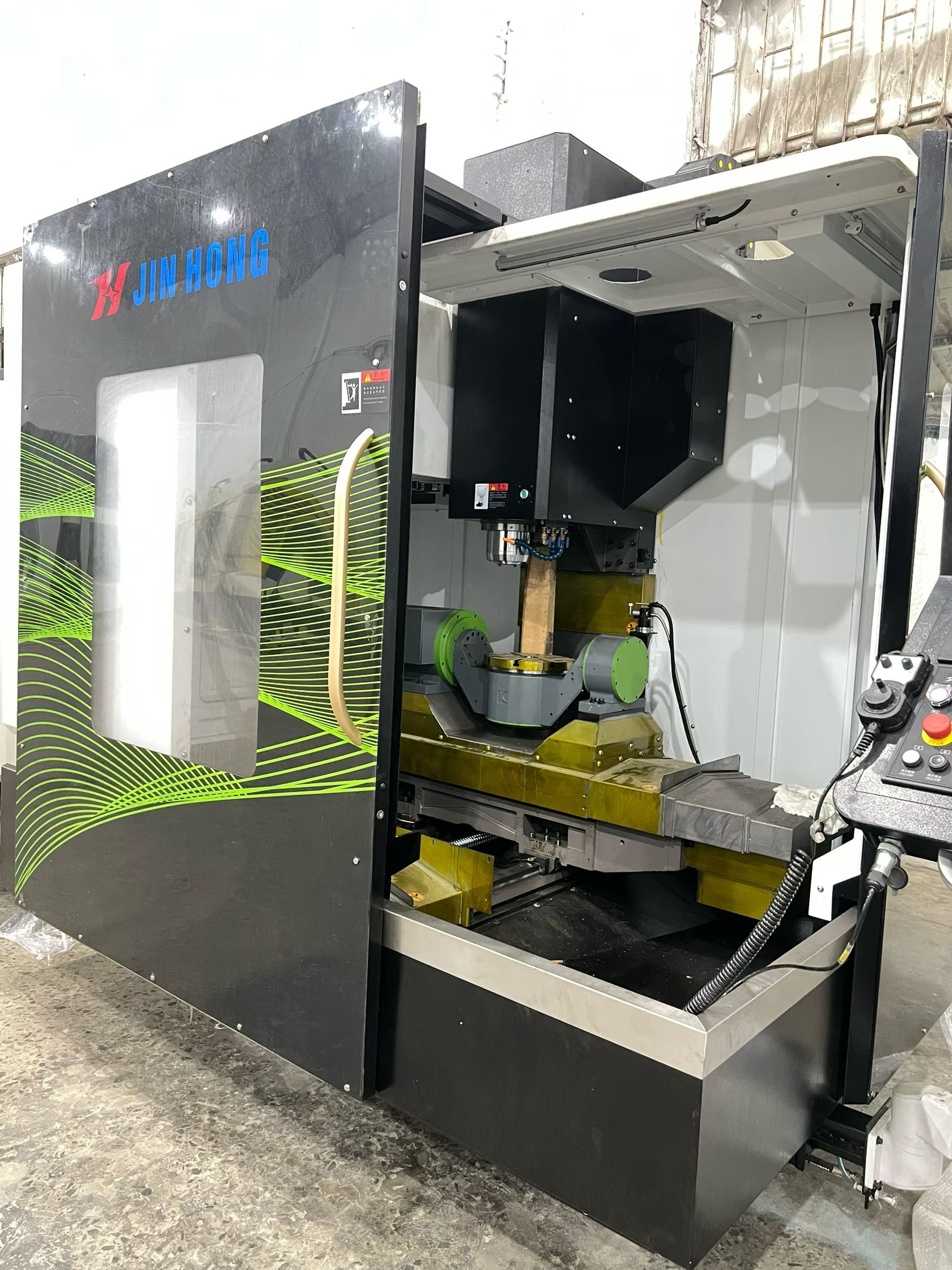 Used JIN HONG JH-800 W 5-Axis Machining Center with SYNTEC 220 MA-5 PLUS Control photo 2