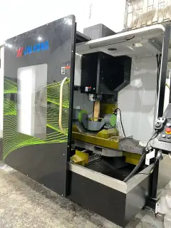 Used JIN HONG JH-800 W 5-Axis Machining Center with SYNTEC 220 MA-5 PLUS Control photo 2