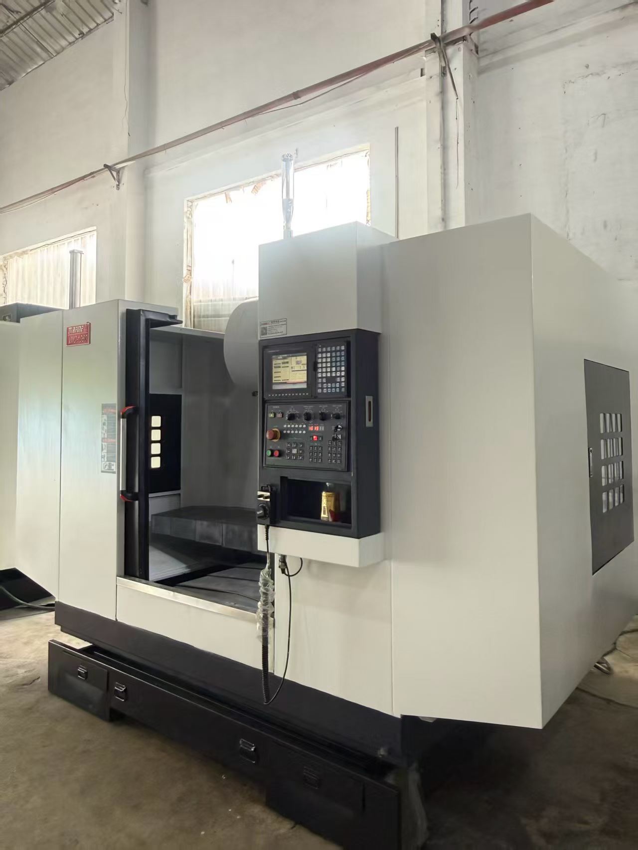 Used JiRFINE VMC-1060 Vertical Machining Center with Mitsubishi M 70 A Control photo 2