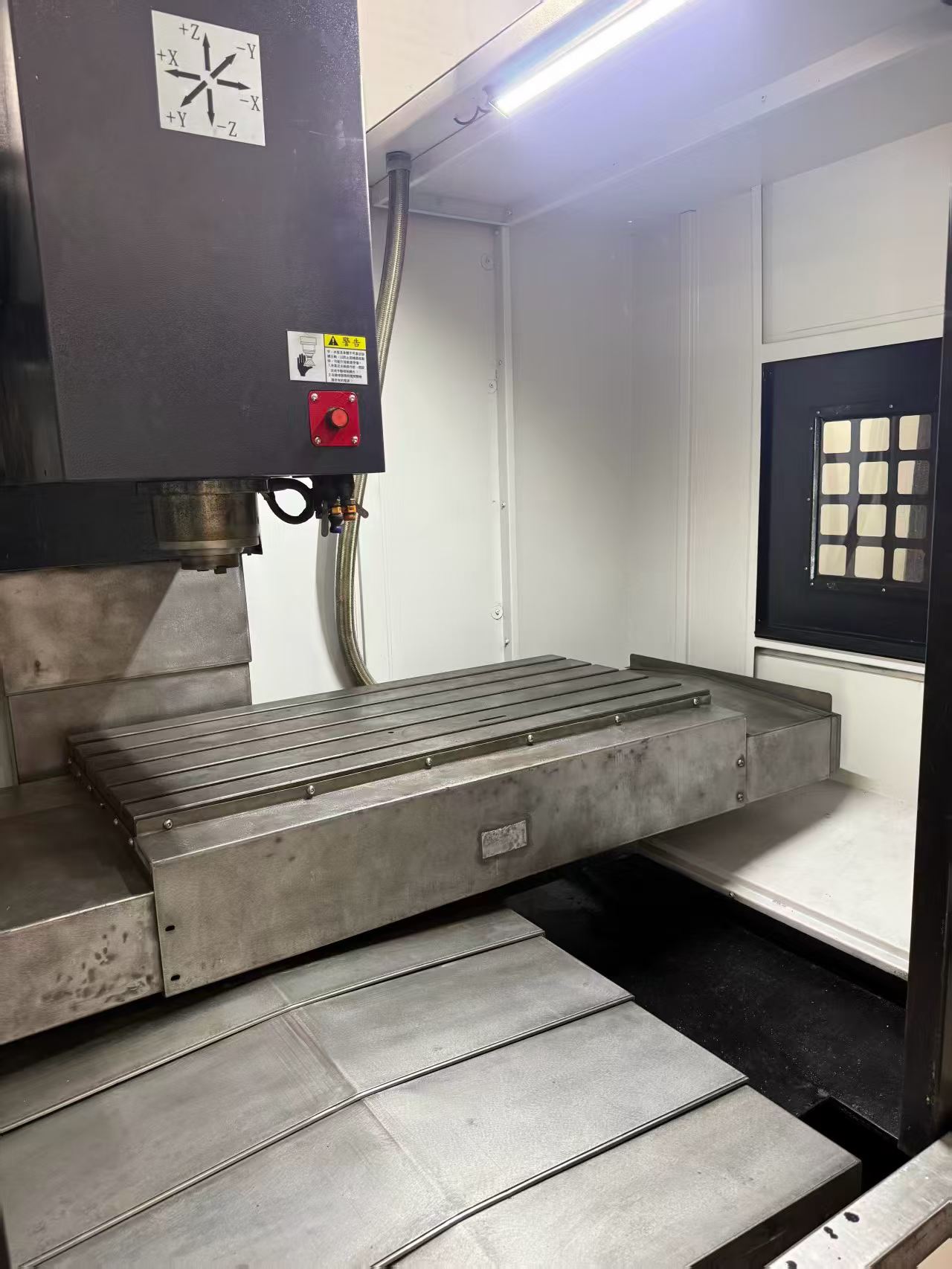 Used JiRFINE VMC-1060 Vertical Machining Center with Mitsubishi M 70 A Control photo 5