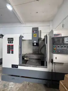 Used Taikan T-850 Vertical Machining Center with Mitsubishi M 70 A Control and 3-Axis Box Guideways photo 1
