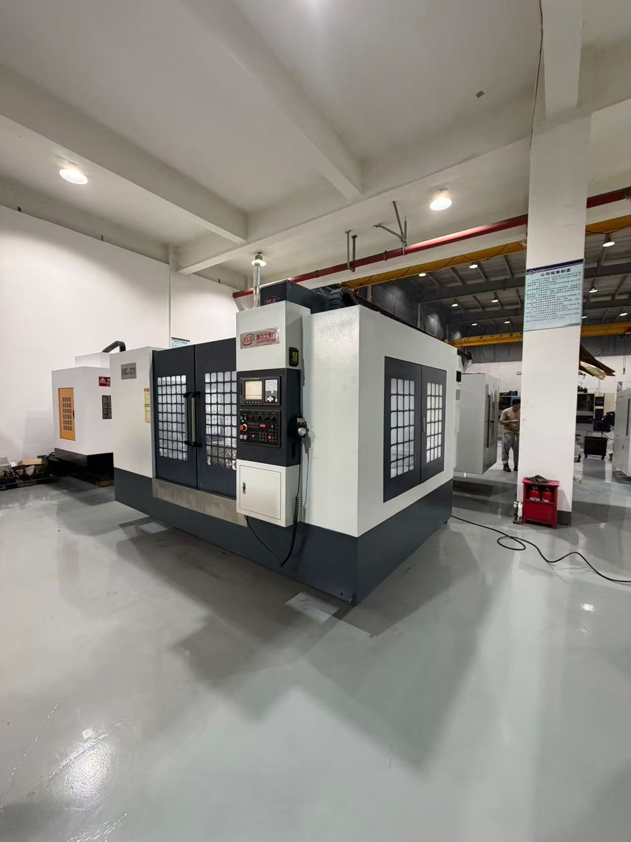 Used YLES VL 1270 Vertical CNC Milling Machine with FANUC 0i-MF Control photo 6