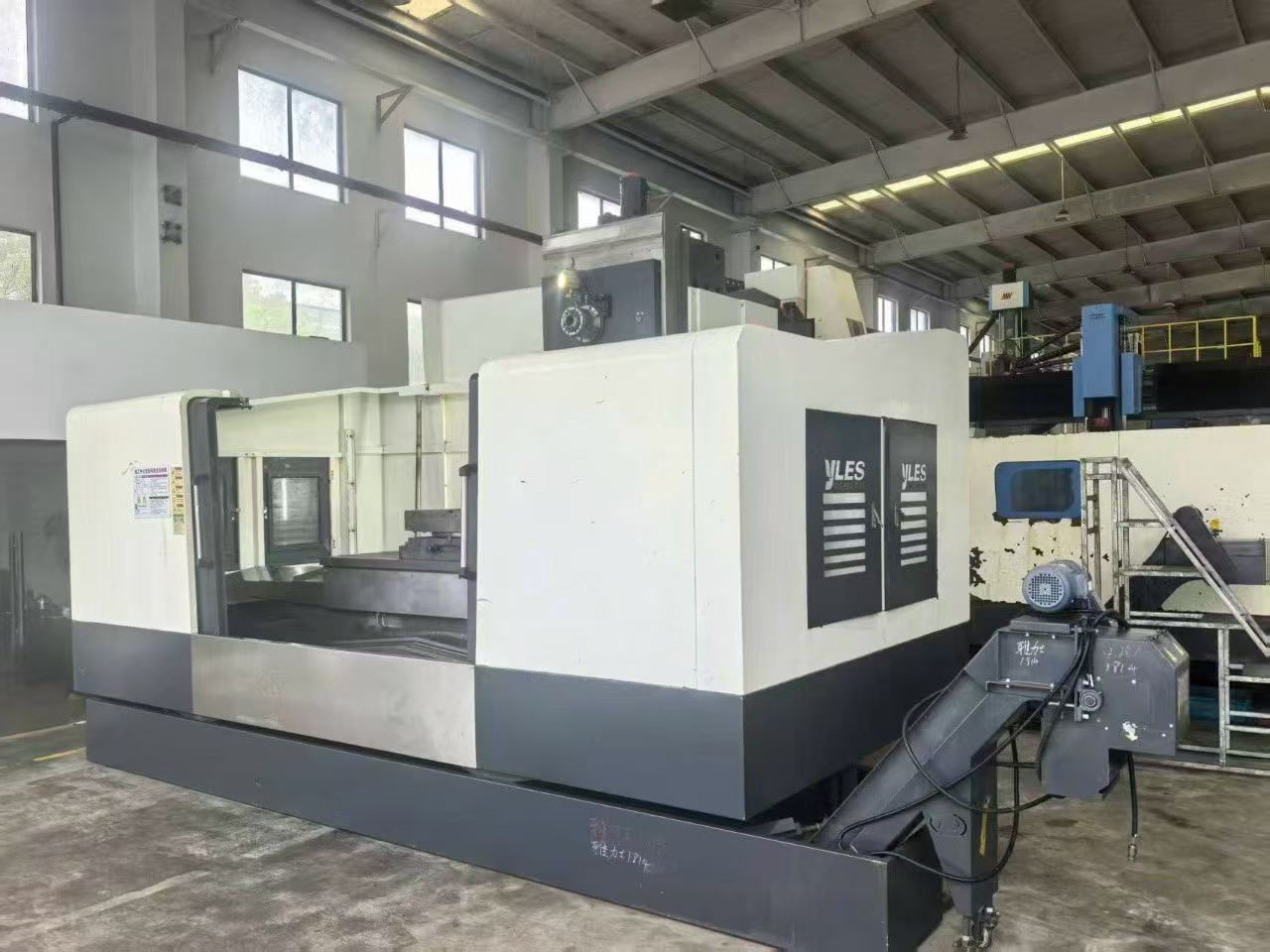 Used YLES MH-1814 Vertical Machining Center with FANUC 0i-MF Plus photo 6