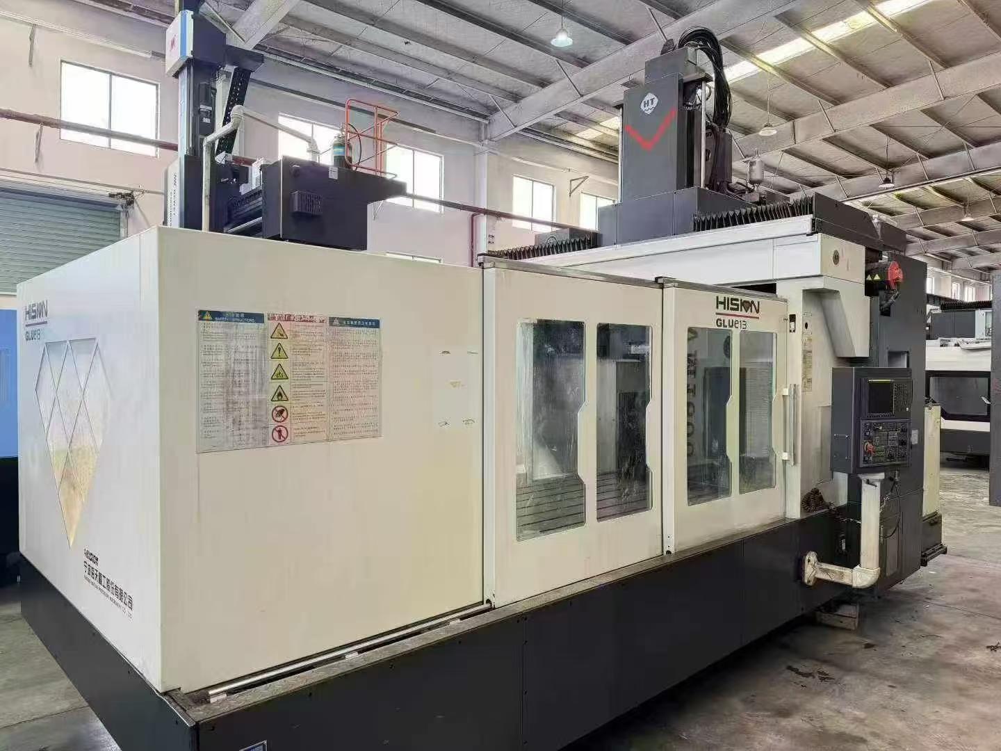 Centro de mecanizado de pórtico HISION GLUe-13 X 21 usado con FANUC 0i-MF Plus