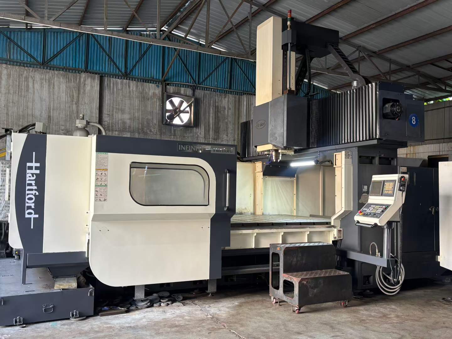 Used Hartford 3210 Gantry Machining Center photo 2