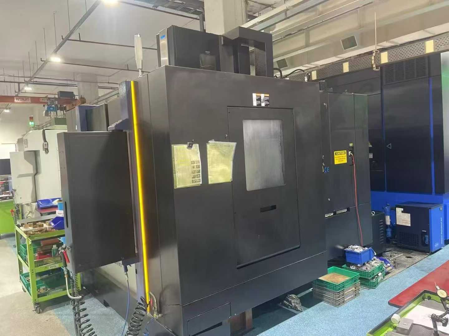 Used YCM NSV 102 A Vertical Machining Center photo 4