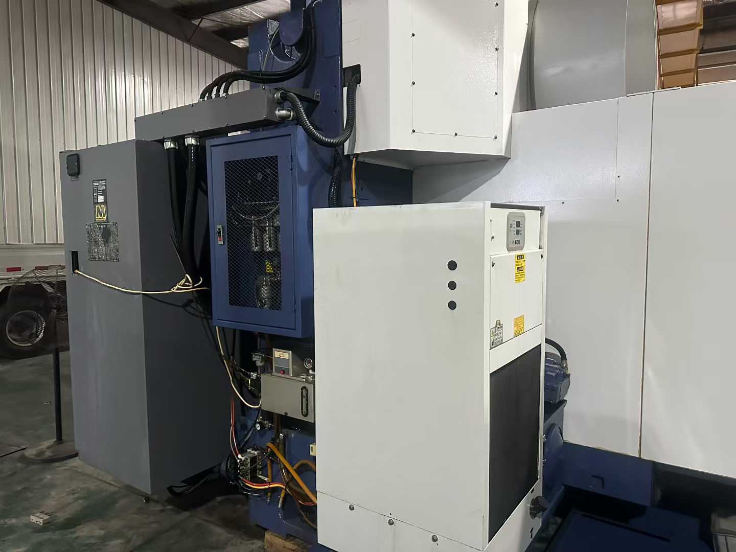 Used YCM TV 146 B Vertical Machining Center with FANUC MXP-200 i Control photo 5