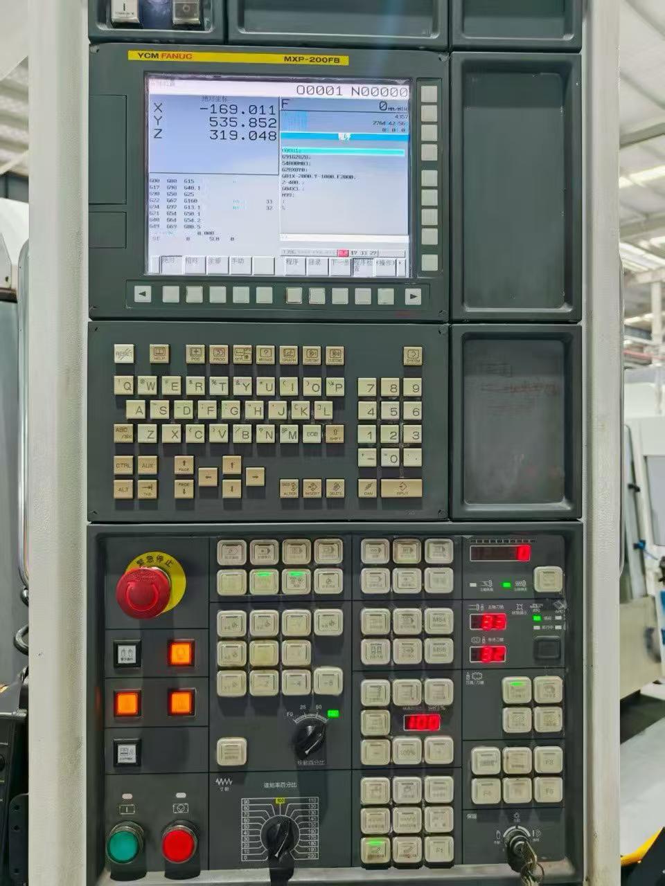 Used YCM TV 2610 B Vertical Machining Center photo 2