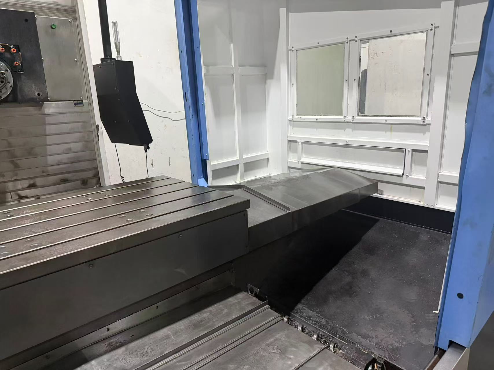 Used SOKOYO HM-1814 Horizontal Machining Center photo 2