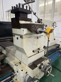 Used Xinghuo 61200 2 m Heavy-Duty Horizontal Lathe photo 3