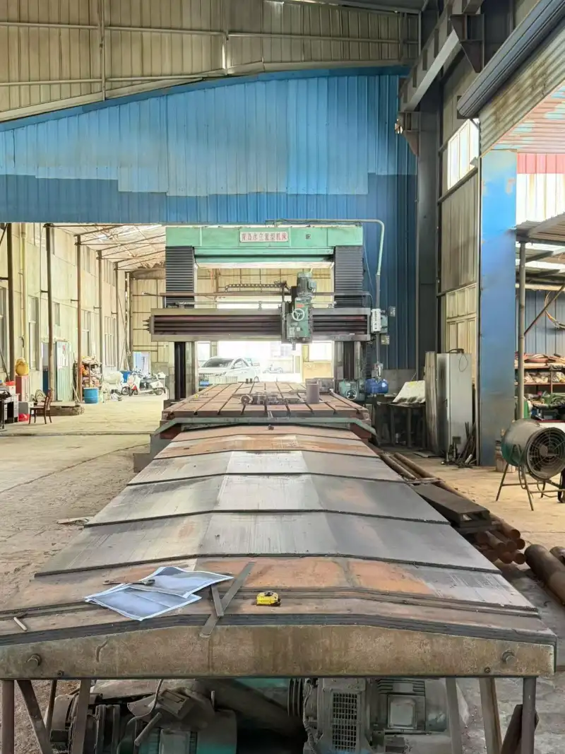 Used Qingdao Heavy 2.5 m x 10 m Gantry Planer-Milling Machine photo 1