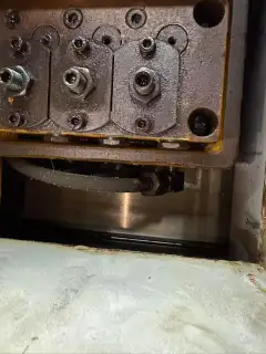 Used Shanghai Machine Tool Works MC 1363/3000-H Cylindrical Grinding Machine photo 6