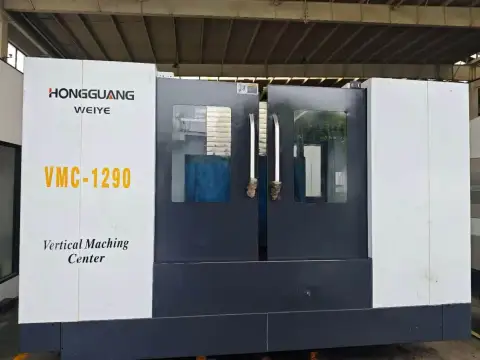 مركز تصنيع عمودي Hongguang Weiye VMC-1290 مستعمل مع FANUC 0i-MF Plus