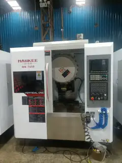 Used MANKEE MK-3-T 650 SF Drilling and Tapping Center with SYNTEC 22 MA photo 2