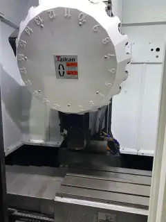 Used Taikan T 500 B Vertical Drilling and Tapping Center with Siemens 828 D photo 6