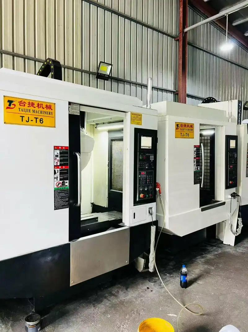 Used Taijie TJ-T 6 Vertical Machining Center with Mitsubishi M 80 photo 1