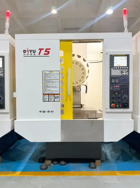 เครื่องแมชชีนนิ่งเซ็นเตอร์แนวตั้ง DOYU T-500 มือสอง พร้อม FANUC 0i-MF