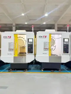 Used DOYU T-500 Vertical Machining Center with FANUC 0i-MF photo 3