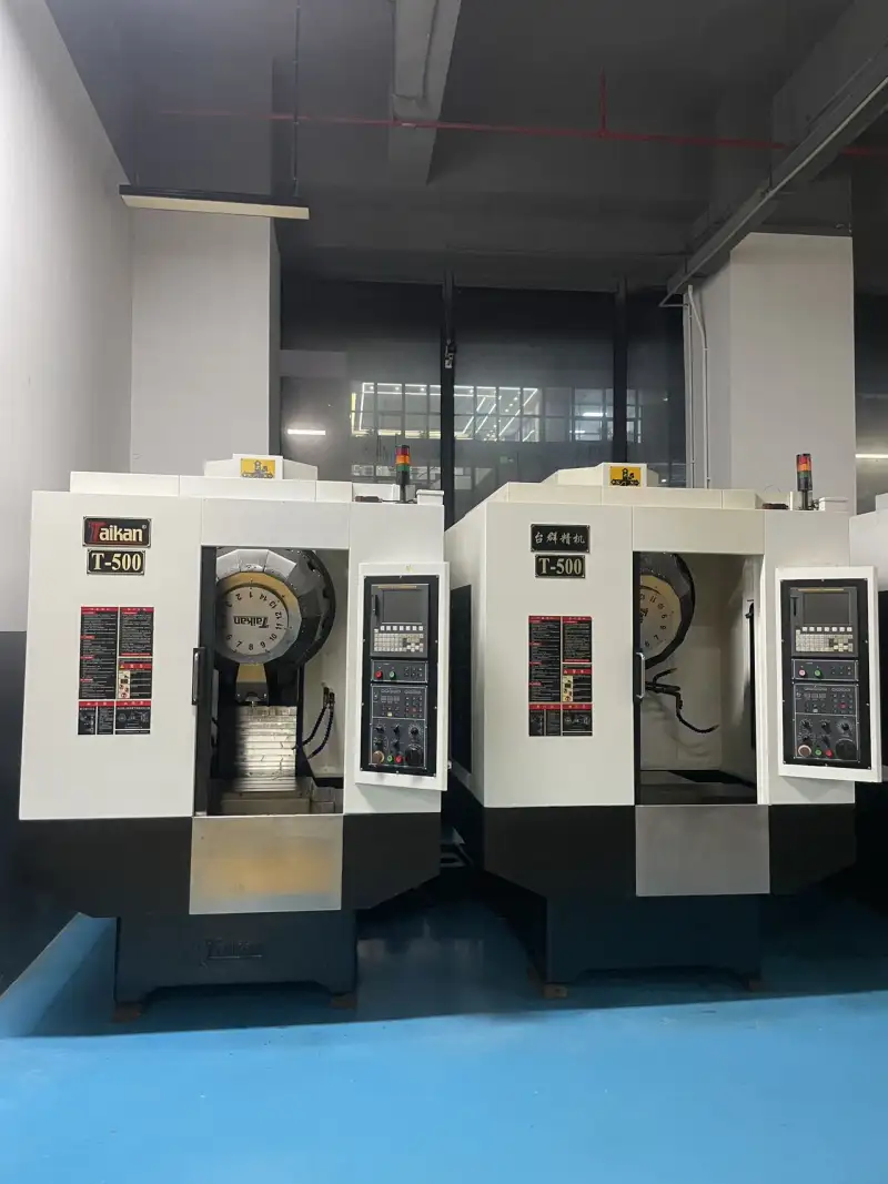 Used Taikan T-500 Vertical Drilling and Tapping Center photo 1